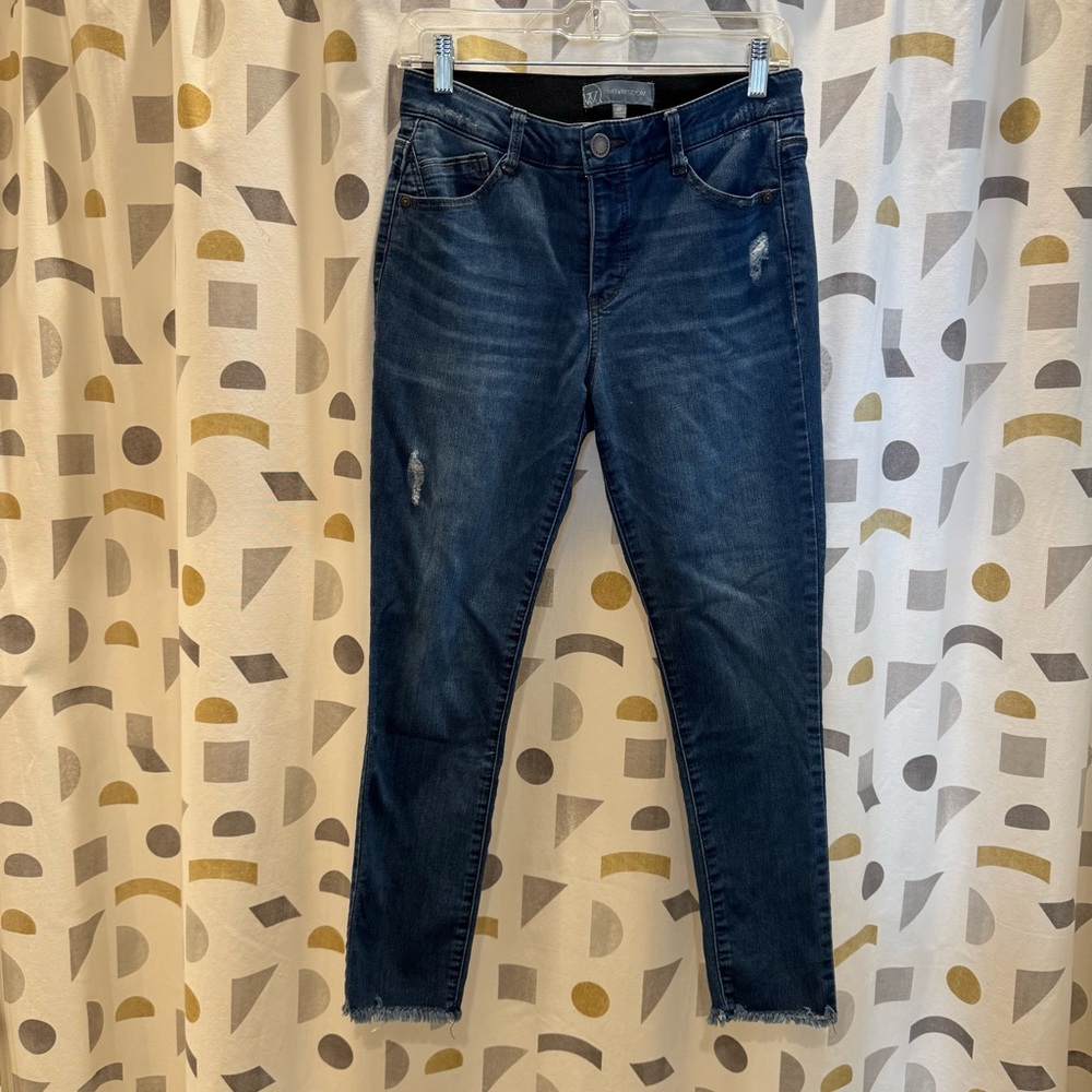 Stretch denim skinny crop leg distressed jeans
